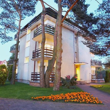 Rodzinna Przystan Mrzeżyno Exterior foto
