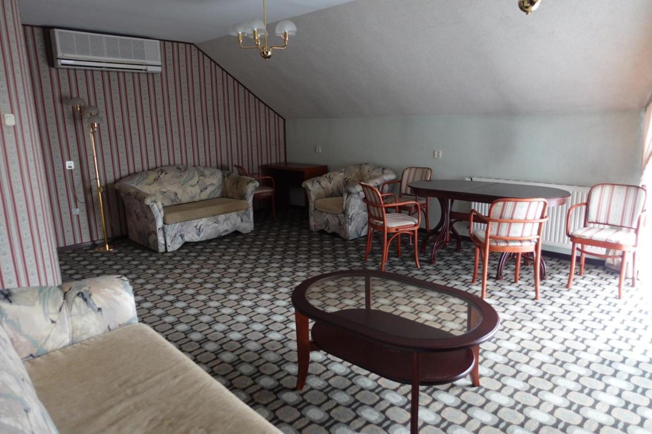 Rodzinna Przystan Mrzeżyno Exterior foto